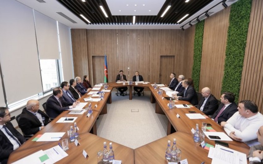 Sahil Babayev Vasif İsmayılovu özünə yeni müavin götürdü