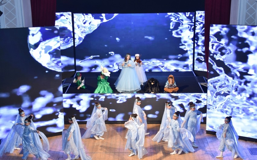 Mahnı Teatrında &ldquo;Qızıl Toxum&rdquo; tamaşası nümayiş etdirilib