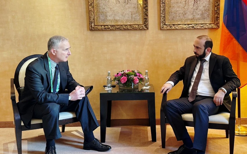 Ararat Mirzoyan ABŞ-nin Qafqaz danışıqları üzrə baş müşaviri ilə müzakirə aparıb