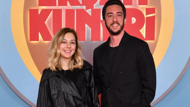 Daha bir sosial media fenomeni tutulub - Xanımı ilə birgə