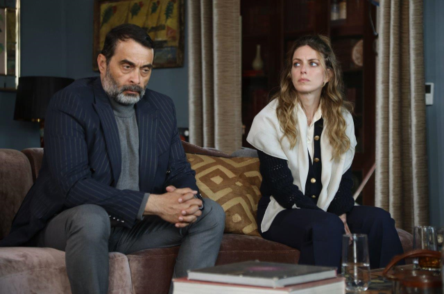 Cəmi iki bölümü yayımlanan serial finala çıxır - Məşhur aktyorlar reytinq toplaya bilmədi (FOTOLAR)