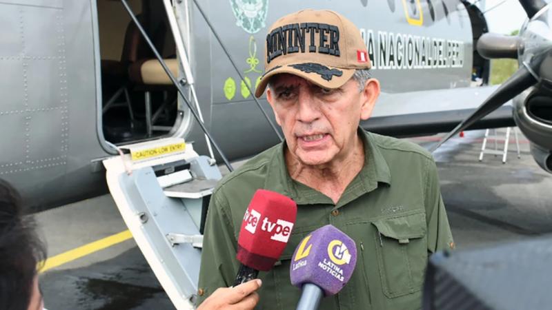 Peruda iqtidar böhranı: prezidentin evində bahalı saat axtarılıb - DİN başçısı istefa verib