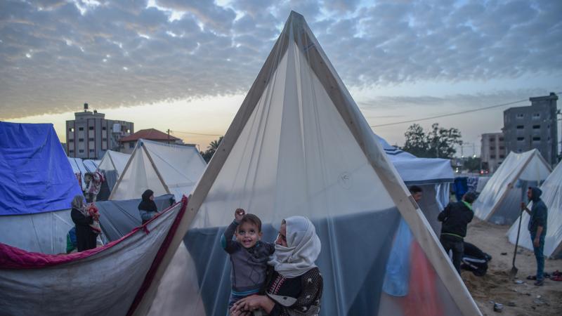 İsrail Rəfaha hücuma hazırlaşır - 1.5 milyon insan üçün 40 min çadır sifariş verilib