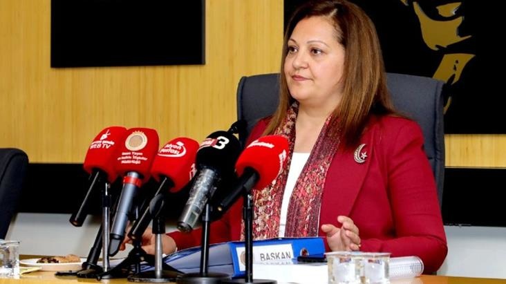 Bələdiyyədə hər yerə gizli kameralar yerləşdirilib: "Hər yerdə "böcək" və gizli kameralar var..."