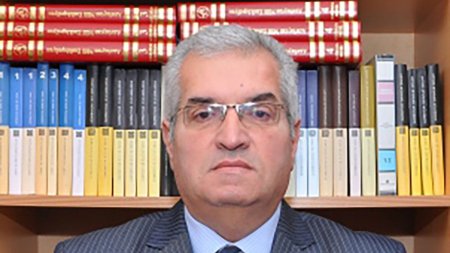 Partiya sədri özünə yeni müşavir təyin edib