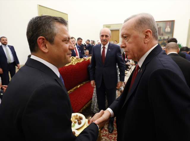 Türkiyədə gərgin siyasi atmosfer: hansı partiya önə çıxır? - SORĞU