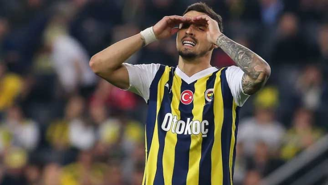 "Fənərbağça" 30 yaşl futbolçunu satıb