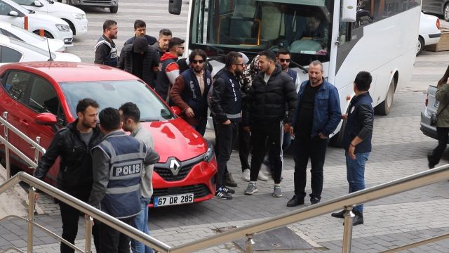 Zorlama, girovgötürmə və... - Türkiyədə azərbaycanlı tələbəni başına elə rüsvayçı oyunlar açılıb ki... (FOTOLAR)