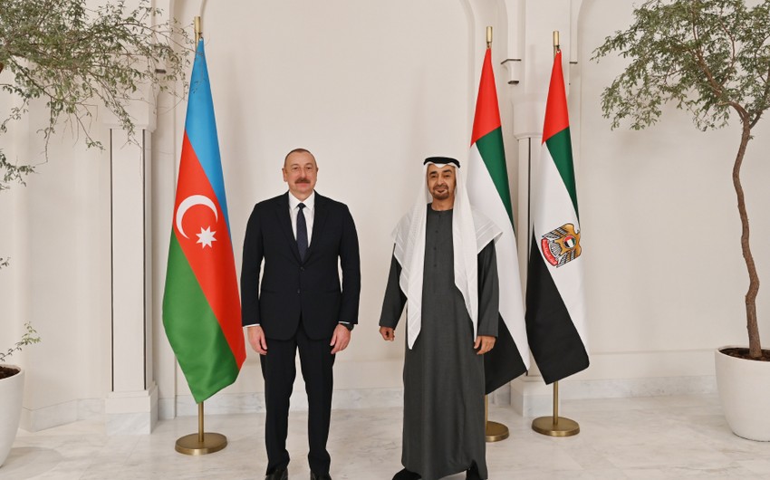 BƏƏ prezidenti İlham Əliyevə zəng edib