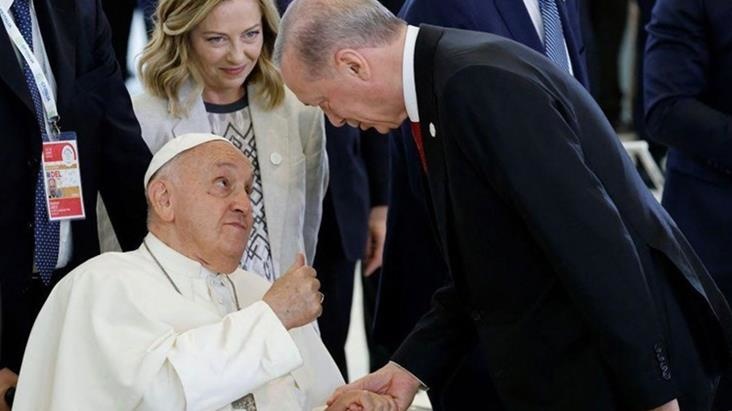 Ərdoğan İtaliyada Papa ilə ayaqüstü söhbət etdi: "İsrailə təzyiqi artırmaq lazımdır" - FOTOLAR