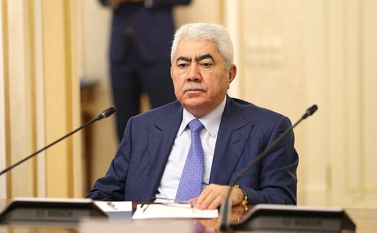 Jurnalist deputat və onun tikinti şirkətini "topa tutdu": "Parkı zəbt etməkdən çəkinməyiblər..." - "Allah uzaq eləsin, yanğın olsa..."