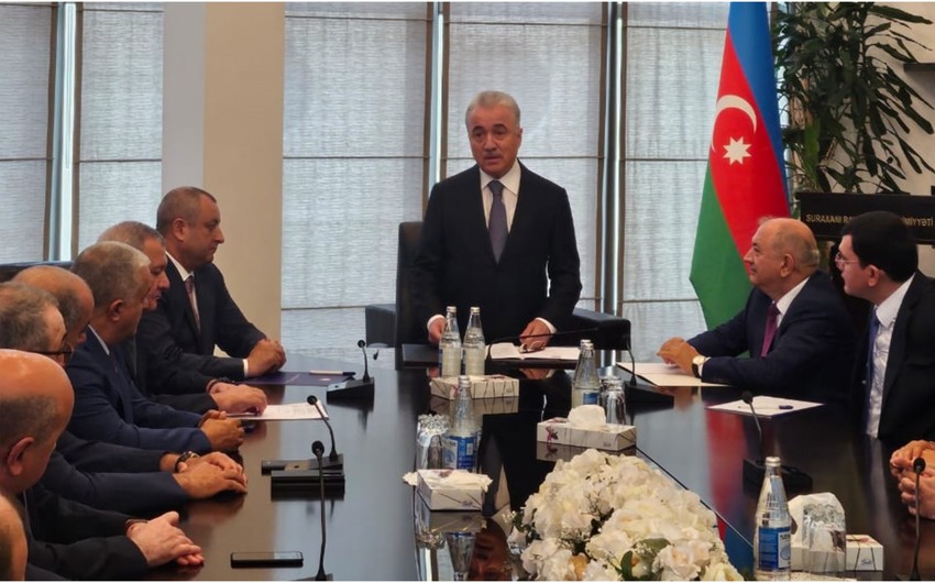PA-nın şöbə müdiri Adil Əliyevi kollektivə təqdim etdi - FOTO