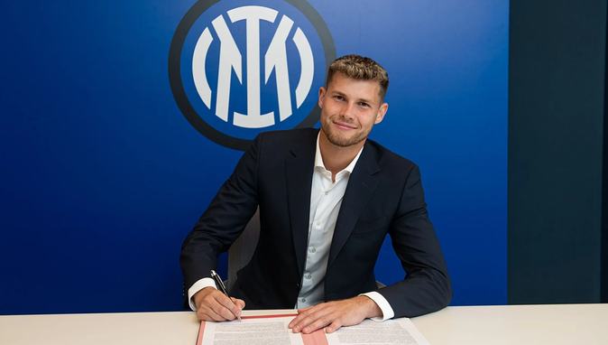 "İnter" ispaniyalı qolkiperi transfer elədi - 13,5 milyon avroya