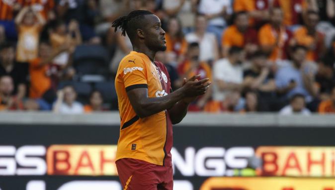 "Qalatasaray" yoldaşlıq oyununda uduzub
