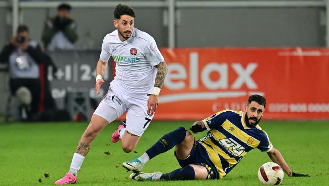 "Beşiktaş" daha bir futbolçu transfer edib