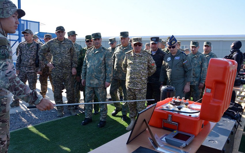 Azərbaycanın hərbi qulluqçuları Qazaxıstanda təlimdə - FOTOLAR