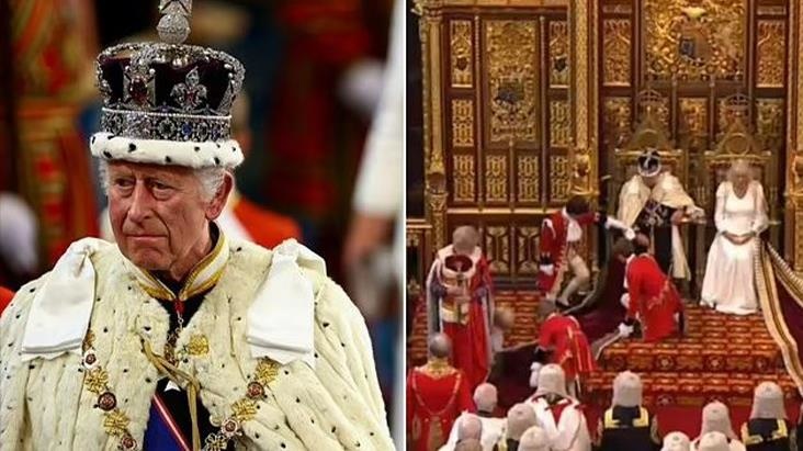 Britaniya Kralı parlamentin açılışında qulluqçulara qəzəbləndi - FOTO