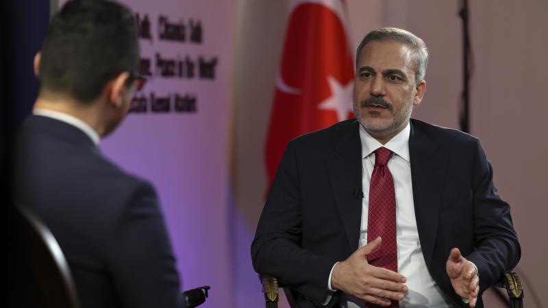 Hakan Fidan: "PKK xərçəng hüceyrəsi kimi, İraqın hər yerinə sarılır"