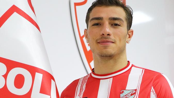 "Qalatasaray" müdafiəçisini satıb