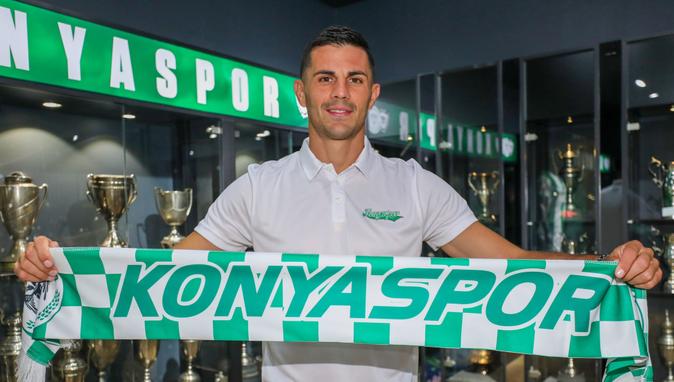 Türkiyə klubu daha iki futbolçu alıb - FOTO
