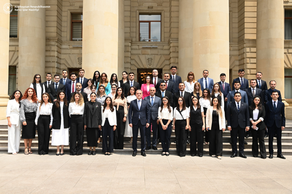 Qəzənfər Paşayevlə XİN arasında dava böyüyür - İlk məhkəmə iclası oldu, ortaya yeni suallar çıxdı
