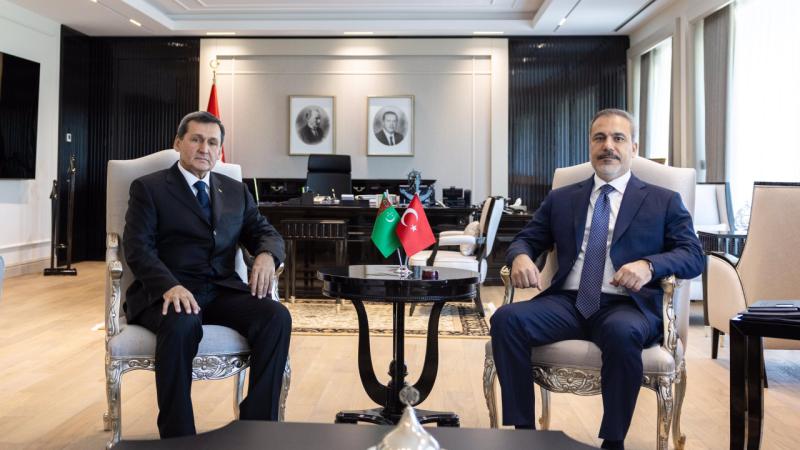 Hakan Fidan Türkmənistan XİN başçısı ilə görüşüb - Nələr müzakirə edilib?