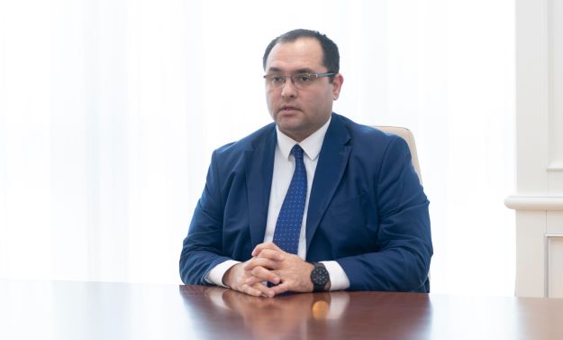 KTN-də şöbə müdiri təyinatı - Nazirin vəzifə verdiyi Bəhruz Əziz kimdir?