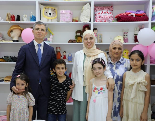 Zahid Oruc Məzahir Rüstəmov 20 küçəsində xanım sahibkara dəstək oldu - FOTOLAR