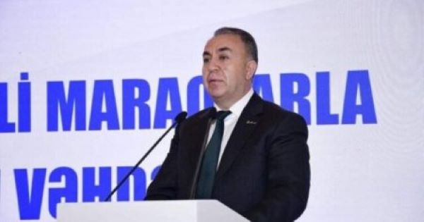 Yenidən namizəd olan deputatın vəzifəli xanımı seçki təbliğatında...&nbsp;- Bu, qanunu pozmurmu? (FOTO-FAKTLAR)