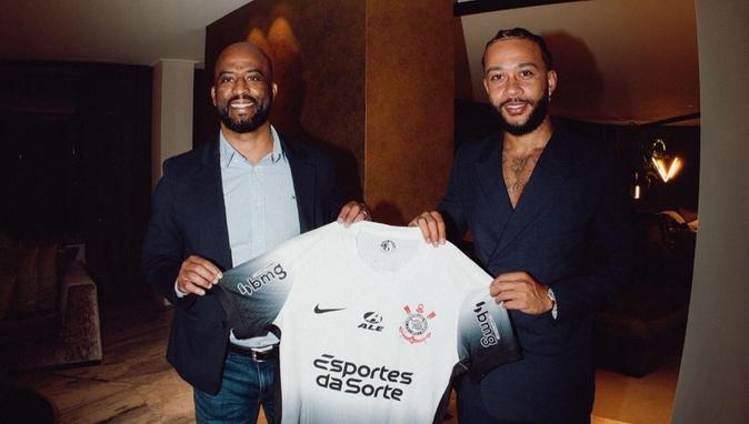 Hollandiyalı futbolçu Braziliyaya transfer olunub