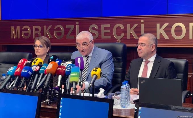 Məzahir Pənahov, müavinlər, katiblər və üzvlər nə qədər maaş alır? - MSK-da əmək haqqları 9 min manatdan başlayır