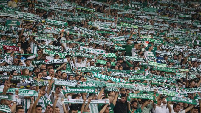 Türkiyə 3-ü liqasında rekord sayda azarkeş: 43 min 160 tərəfdar stadiona gəlib - FOTO