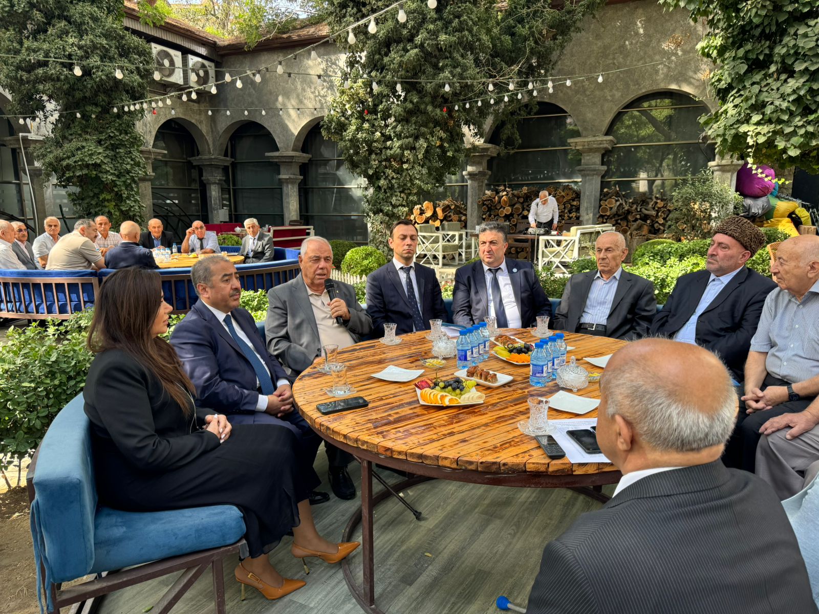 Nəsimi rayonunda "Ahıllar günü"nə həsr olunmuş görüş keçirilib - FOTOLAR