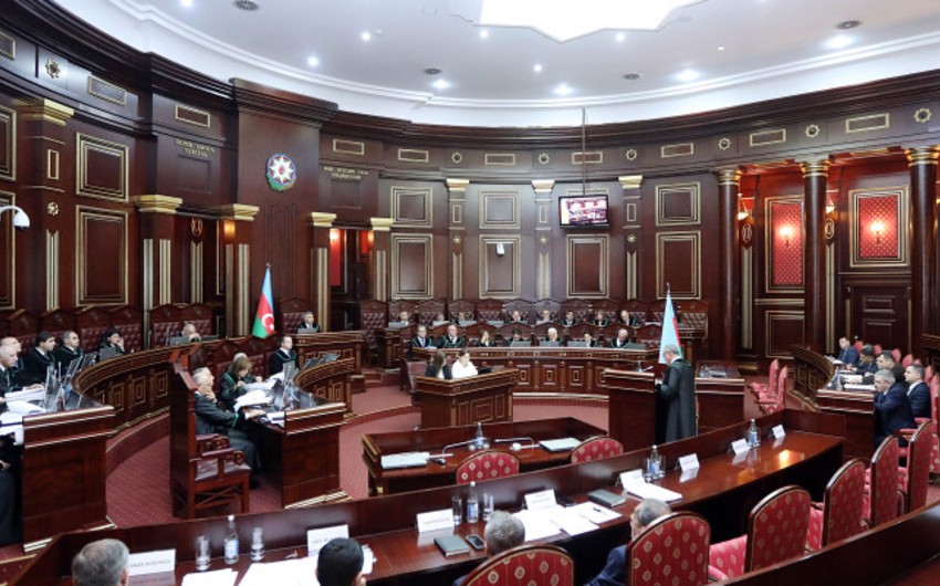 Ali Məhkəmənin yeni hakimləri and içiblər