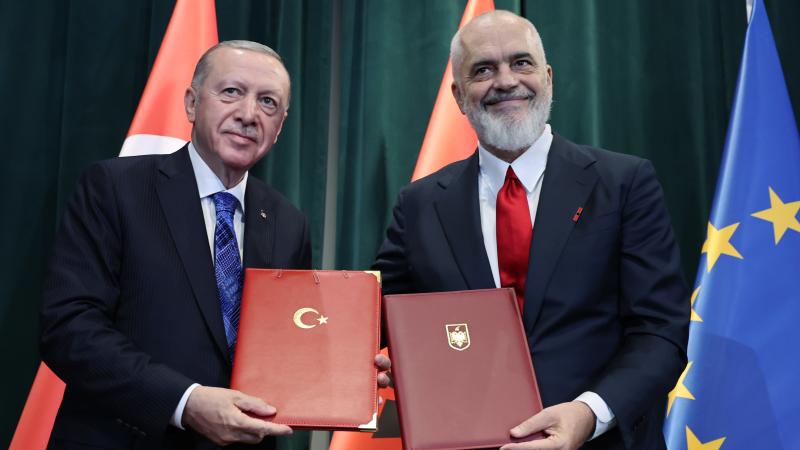 Türkiyə ilə Albaniya arasında yeni sənədlər imzalanıb
