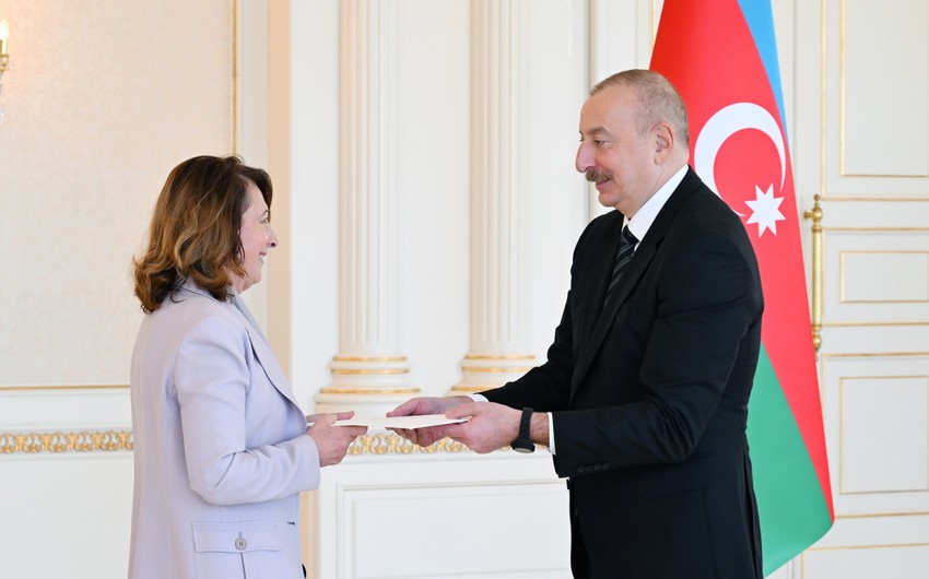 İlham Əliyev İspaniyanın yeni təyin olunmuş səfirinin etimadnaməsini qəbul edib - FOTOLAR