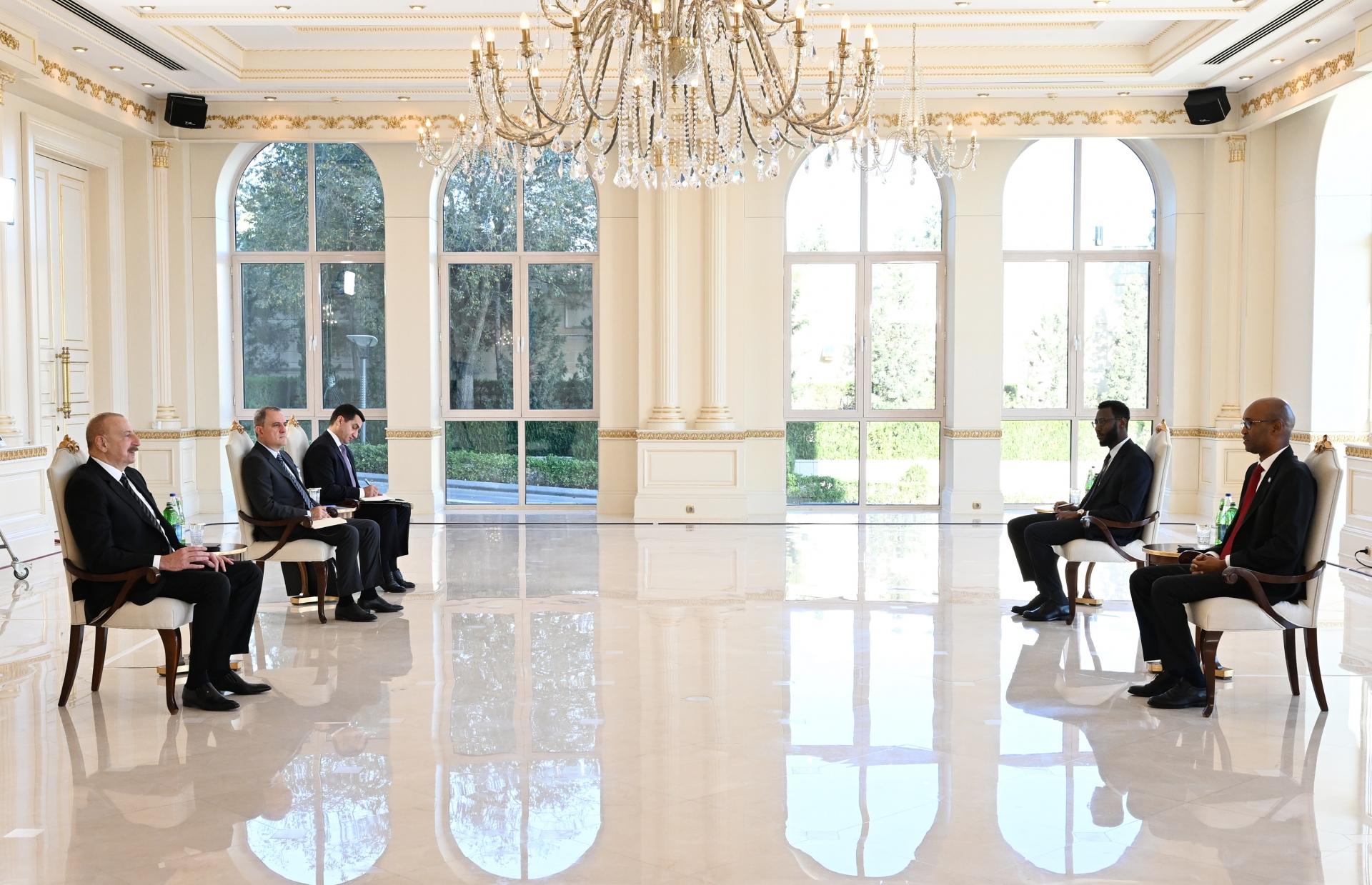 İlham Əliyev Somalinin yeni səfirinin etimadnaməsini qəbul edib - FOTOLAR