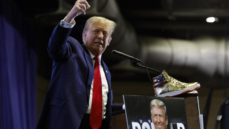 "ABŞ-ın Avropada çox böyük hərbi gücü var" - Tramp vəzifəsinin icrasına başlamamış rəsmən hərəkətə keçdi - Əvvəl Putinlə, sonra isə...