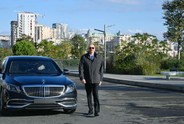 Prezident yeni avtomobil yolu ilə Mərkəzi parkın açılışını&nbsp;edib -&nbsp;FOTOLAR (Yenilənib)