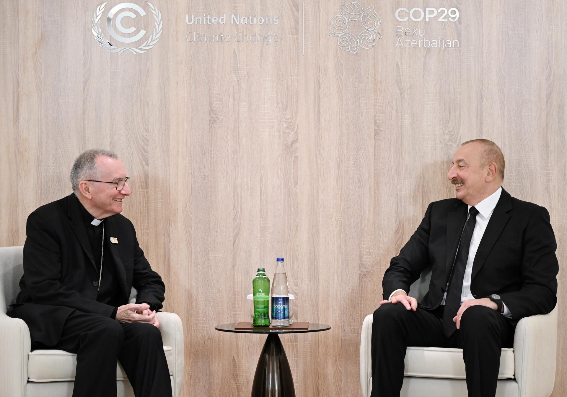 Prezident İlham Əliyev Müqəddəs Taxt-Tacın Dövlət katibi ilə görüşüb - Müzakirə + FOTO