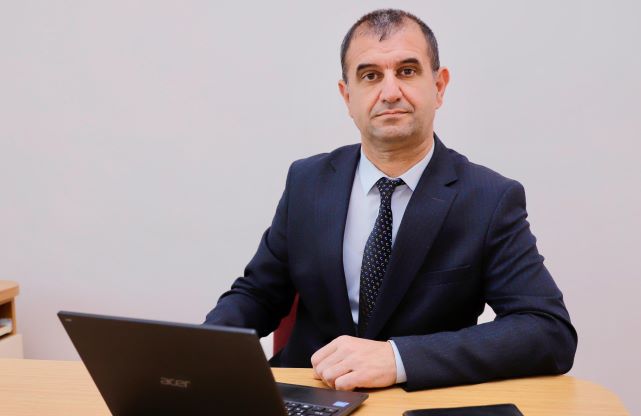 550 illik xəyalların çöküşü... - Əli Cabbarov yazır