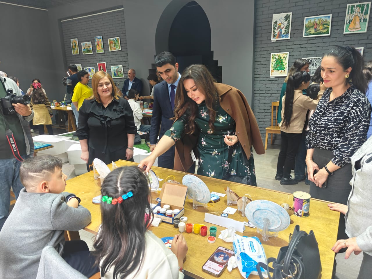 Nəsimi rayonunda 3 dekabr-Beynəlxalq Əlillər günü ilə əlaqədar &ldquo;Xoşbəxt olsun uşaqlar!&rdquo; adlı tədbir keçirilib - FOTOLAR