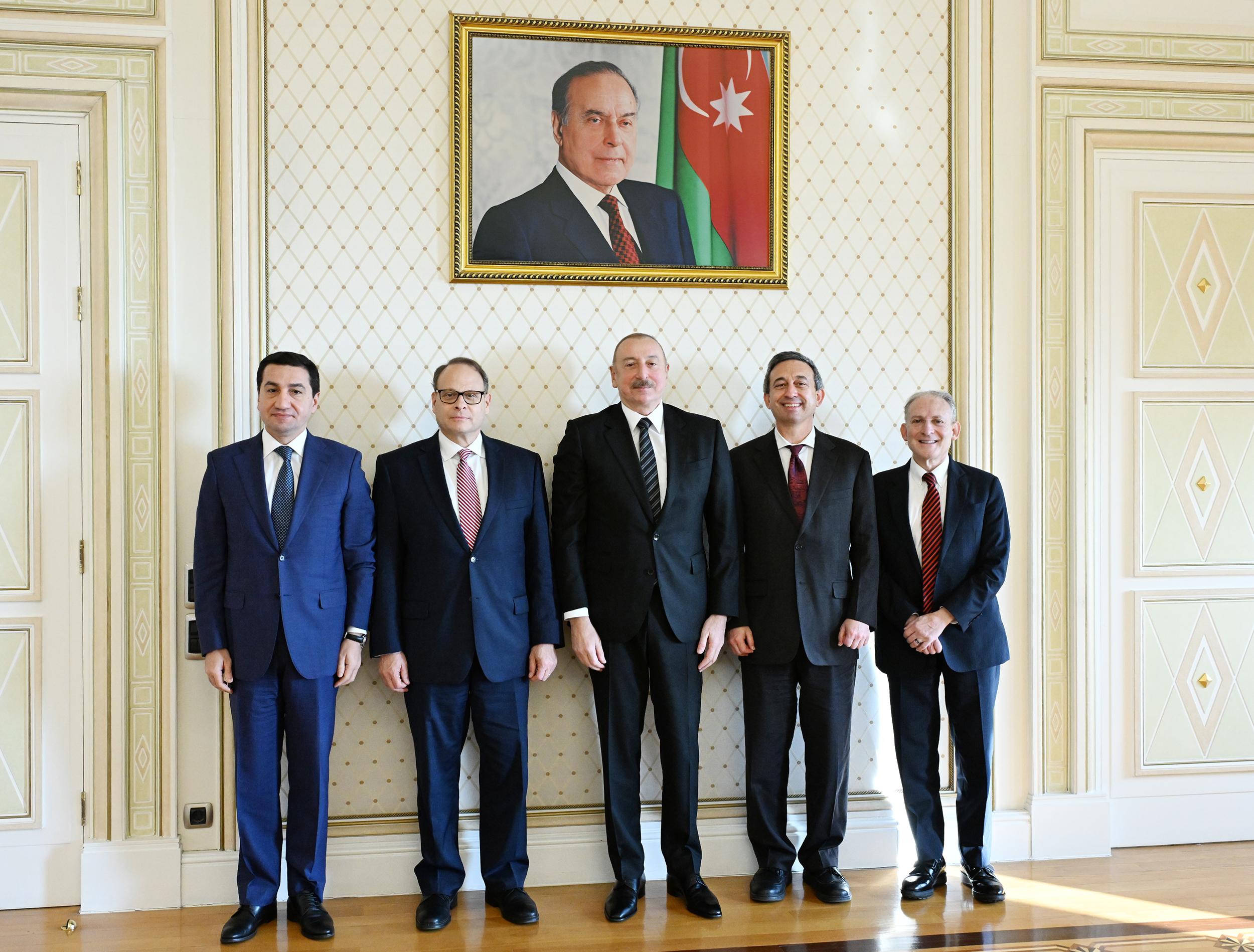 İlham Əliyev Amerika İsrail İctimai Əlaqələr Komitəsinin rəhbərlərini&nbsp;qəbul edib - FOTO (Yenilənib)
