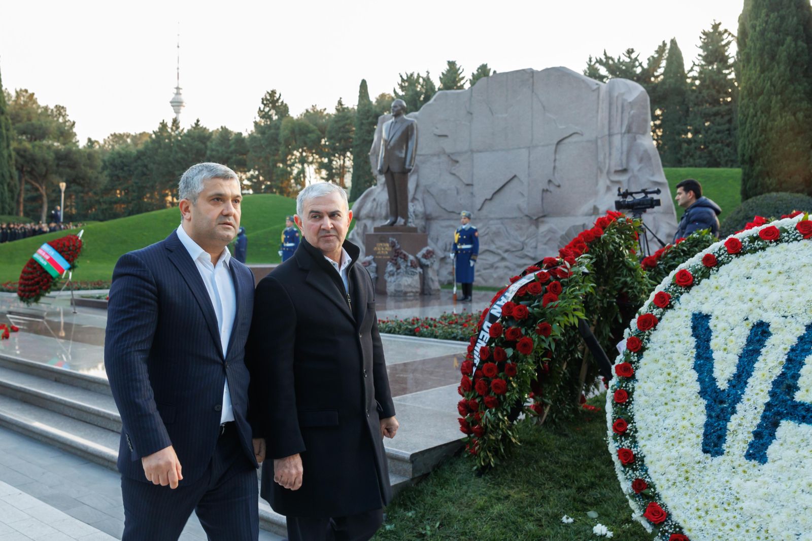 Bakı Şəhər Baş Gömrük İdarəsinin sabiq rəisi üzə çıxdı - Vüsal Novruzov nə edir? (FOTO)