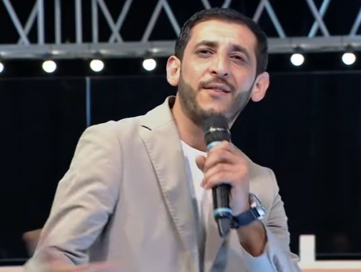 "Əgər mən qadınları fahişəliyə cəlb etmişəmsə..." - Müğənnini Əhmədlidə kimlər və niyə döyüb?