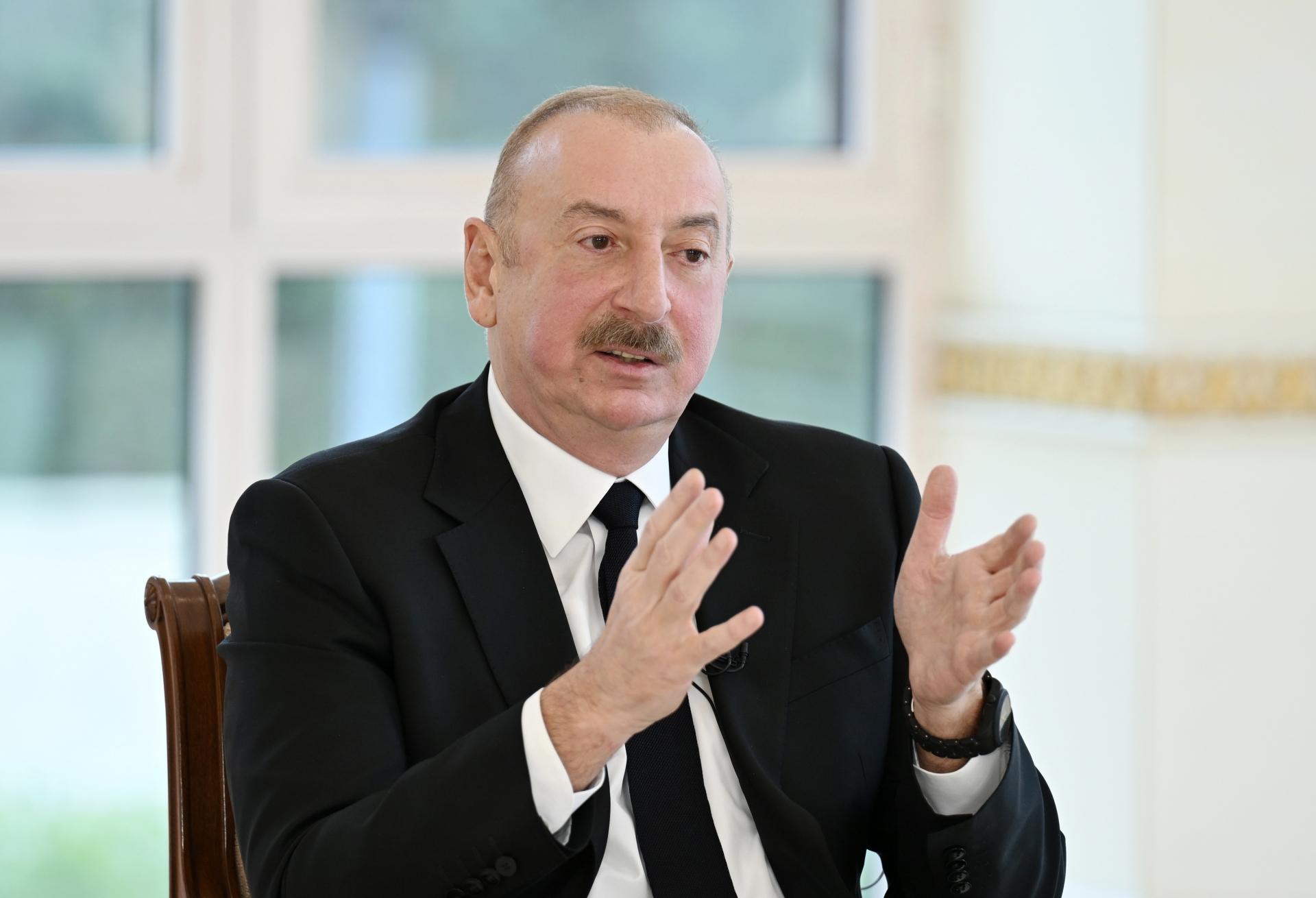 Prezident İranla münasibətlərdən danışdı: &ldquo;Bu barədə danışmaq bir qədər tezdir"