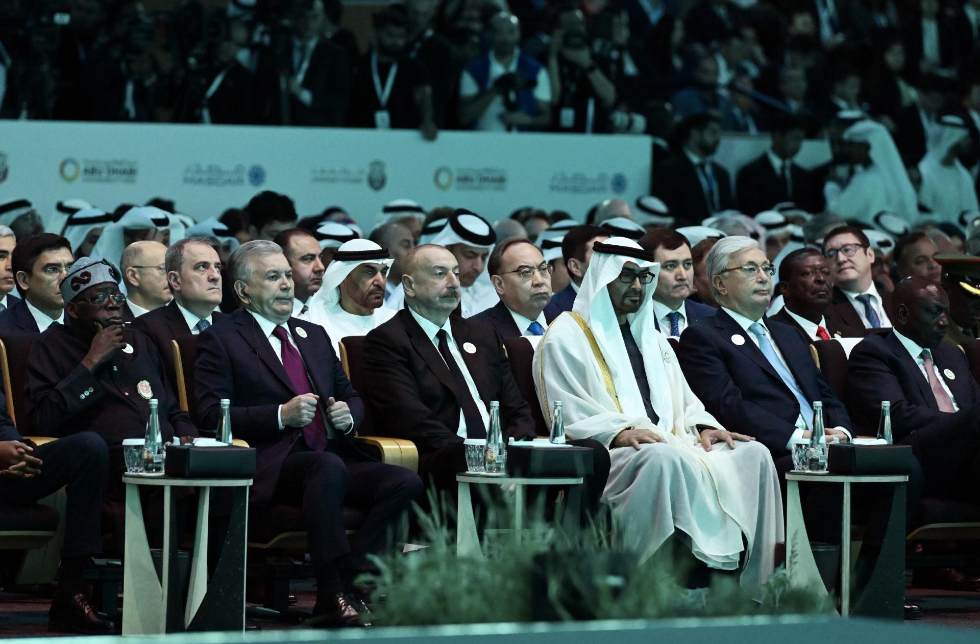 Prezident İlham Əliyev Əbu-Dabi Dayanıqlılıq Həftəsinin rəsmi açılışında - FOTOLAR (Yenilənib)