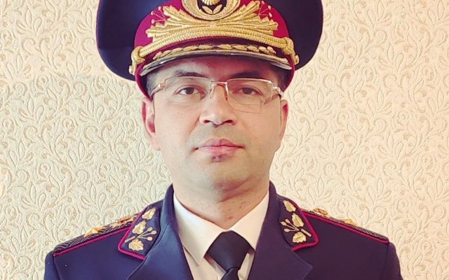 26 nəfərə qarşı dələduzluq edən "general"ın cinayət işi üzrə iclas başlayıb