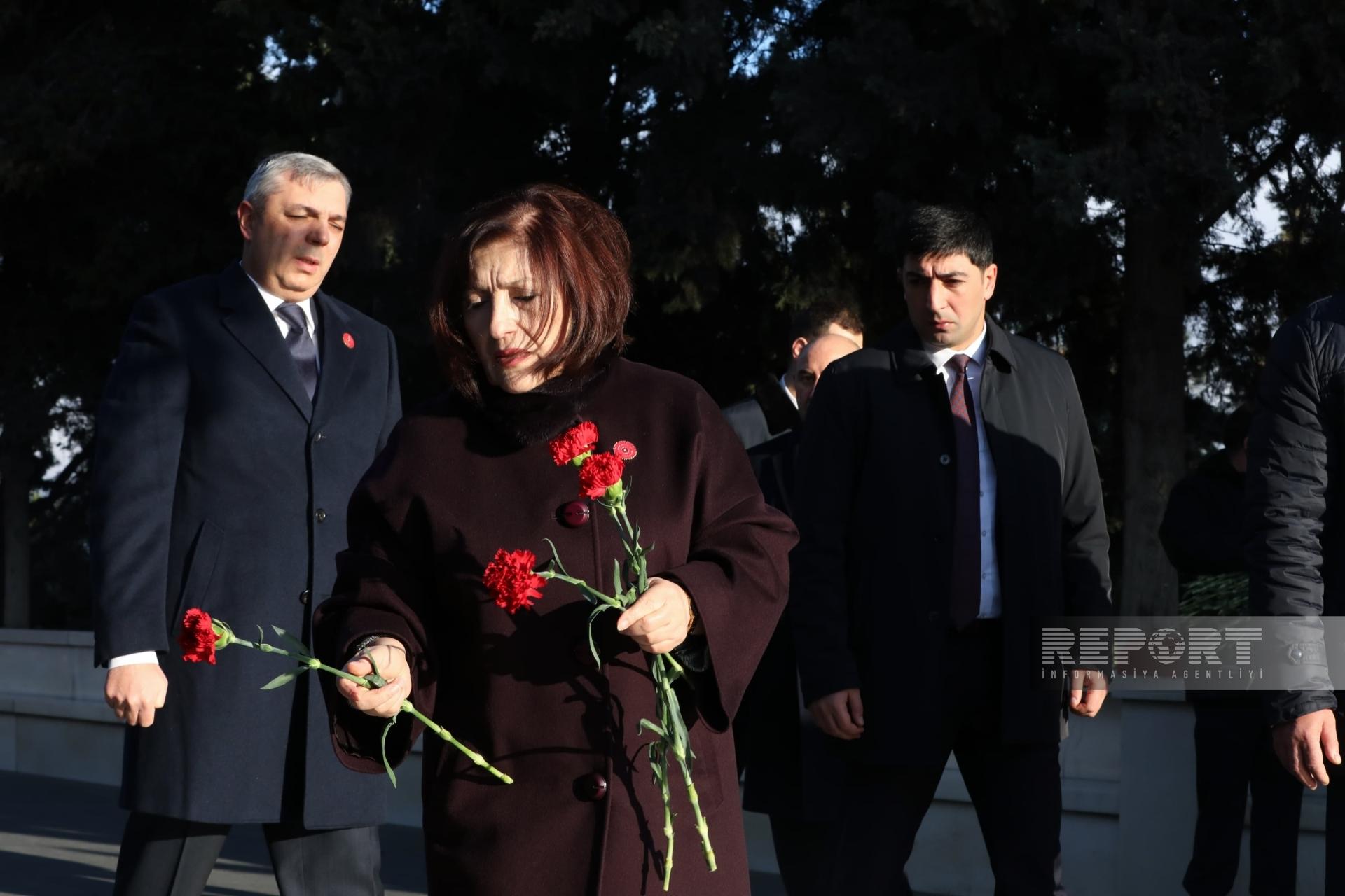 Əli Əsədov, Sahibə Qafarova,&nbsp;Samir Nuriyev və Baş nazirin müavinləri ziyarətdə&nbsp;- FOTOLAR