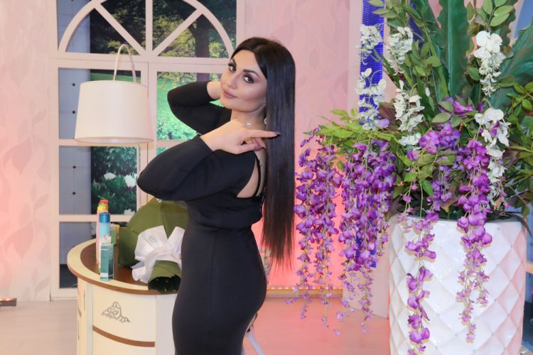 “Aysun uşaqdır...\" - \"Bakıda məclislərə yarım saata 4000 manata gedirik\"